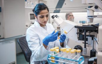 Open Day: Visit the Cryo-EM Unit — Students and PIs Welcome